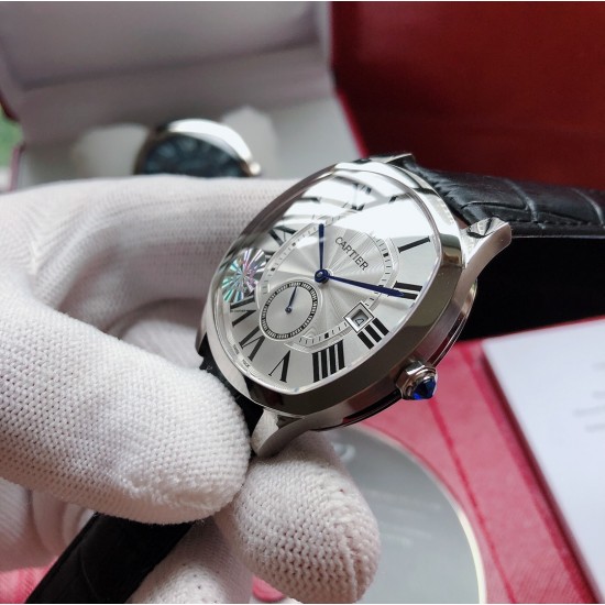 TW台湾匠心出品,大器晚成王者归来!卡地亚 CARTIER T2 CARTIERDRIVE DE CARTIER系列 WGNM0003 尺寸41mm,搭载原装1904PS-MC机械机芯,以卓越造型成就经典,再添阳刚典雅篇章.卓尔不群的枕形线条利落大方,多切面尖晶石表冠,球状形兰宝石防炫镜面、兰宝石透视底.专业成就品质这就是复刻中的正品.三杰精致推荐男士机械腕表 SJ为你精心挑选超真实实物图拍摄 TW台湾匠心出品,大器晚成王者归来!卡地亚 CARTIER T2 CARTIERDRIVE DE CARTIER系列 WGNM0003 尺寸41mm,搭载原装1904PS-MC机械机芯,以卓越造型成就经典,再添阳刚典雅篇章.卓尔不群的枕形线条利落大方,多切面尖晶石表冠,球状形兰宝石防炫镜面、兰宝石透视底.专业成就品质这就是复刻中的正品.三杰精致推荐男士机械腕表 SJ为你精心挑选超真实实物图拍摄