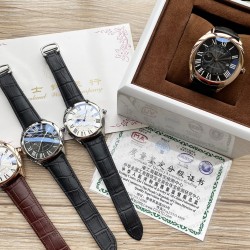 卡地亚 Cartier  精品男士腕表，独特九字位月相设计，技艺精湛，独具匠心，尊贵大气，绅士风范。采用全自动机械机芯，顶级316精钢表壳，进口小牛皮表带，矿物质超强镜面，尺寸42*12