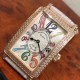 法兰克穆勒 Franck Muller 长岛系列腕表、深受时尚白领及众多明星追捧的顶级品牌,以经典的长方形线条设计呈现、精湛的制表工艺,默默绽放着美丽的光泽。表圈华丽钻石镶嵌,如同精美的王冠,让整款腕表浸润在梦幻清澈的光芒之中。表盘上独特的数字刻度打破常规,流淌着别致的韵律,令人印象深刻。尺寸26mm*45mm*8mm。 法兰克穆勒 Franck Muller 长岛系列腕表、深受时尚白领及众多明星追捧的顶级品牌,以经典的长方形线条设计呈现、精湛的制表工艺,默默绽放着美丽的光泽。表圈华丽钻石镶嵌,如同精美的王冠,让整款腕表浸润在梦幻清澈的光芒之中。表盘上独特的数字刻度打破常规,流淌着别致的韵律,令人印象深刻。尺寸26mm*45mm*8mm。