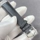 卡地亚坦克TANK MUST de Cartier全系列(中号33.7*25.5mm,小号29.5*22mm)所有配件均可以和原装通用!在这里特别是表冠制作,标志性的表冠周身“面包型”凸点饰珠,立体清晰,便于抓紧调节,。“子弹头”型的表冠顶部晶石,独家采用巴西原矿石,经老友宝石厂经年研发的一体成型+磨光复合机加工,费时费工费料,成本极高!有效的保证了每颗产品外观与正品一致!蓝宝石玻璃镜面,从侧面来看是有折射的,有放大的效果!f1厂倾情出品! 卡地亚坦克TANK MUST de Cartier全系列(中号33.7*25.5mm,小号29.5*22mm)所有配件均可以和原装通用!在这里特别是表冠制作,标志性的表冠周身“面包型”凸点饰珠,立体清晰,便于抓紧调节,。“子弹头”型的表冠顶部晶石,独家采用巴西原矿石,经老友宝石厂经年研发的一体成型+磨光复合机加工,费时费工费料,成本极高!有效的保证了每颗产品外观与正品一致!蓝宝石玻璃镜面,从侧面来看是有折射的,有放大的效果!f1厂倾情出品!