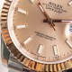 ROLEX 劳力士 蚝式恒动日志型41mm系列腕表,直径41mm,经典的蚝式表壳搭配三角坑纹外圈,把头采用旋入式设计,抗刮损蓝水晶玻璃,防反光凸透式放大(2.5倍)日历窗,隐蔽式摺叠皇冠带扣,矜持有度秀而不媚 恒久优雅! ROLEX 劳力士 蚝式恒动日志型41mm系列腕表,直径41mm,经典的蚝式表壳搭配三角坑纹外圈,把头采用旋入式设计,抗刮损蓝水晶玻璃,防反光凸透式放大(2.5倍)日历窗,隐蔽式摺叠皇冠带扣,矜持有度秀而不媚 恒久优雅!