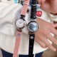 欧米茄 OMEGA LADYMATIC 【妮可基德曼女神的拥护者】备受瞩目的鸟巢系列新品腕表。316L精钢材质,采用精巧绝伦贝壳表盘面,搭配蓝宝石水晶镜面凸显效果美轮美奂,精细手工彰显不俗的质感,搭载进口石英机芯,进口小牛皮搭配原装表扣和全钢表带可供选择。女神必备珍品,你值得拥有!!尺寸34mm*10mm。 欧米茄 OMEGA LADYMATIC 【妮可基德曼女神的拥护者】备受瞩目的鸟巢系列新品腕表。316L精钢材质,采用精巧绝伦贝壳表盘面,搭配蓝宝石水晶镜面凸显效果美轮美奂,精细手工彰显不俗的质感,搭载进口石英机芯,进口小牛皮搭配原装表扣和全钢表带可供选择。女神必备珍品,你值得拥有!!尺寸34mm*10mm。