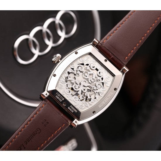 实物拍摄品牌：江诗丹顿 -Vacheron Constantin 酒桶型类型：[酷]男士腕表表壳：316精钢（做工优质）表带：进口小牛皮/316精钢（两种可选）机芯：高级定制全自动机械机芯（走时稳定）玻璃：高级强化镀膜镜面尺寸：直径41.5*43mm，厚度13mm