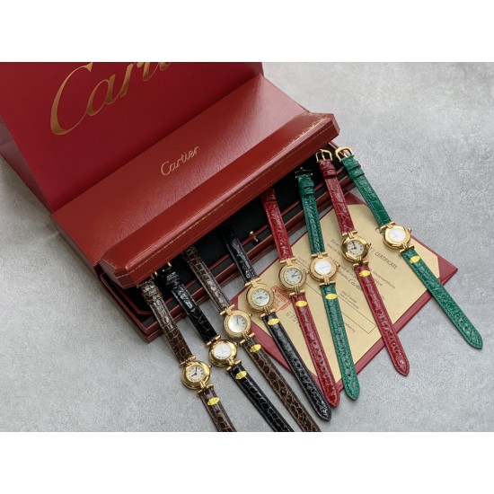 鳄鱼皮版本卡地亚小旋风must de小金表vintage中古断货王，性价比高闭眼入。神仙颜值美绝trinity，小孩子才做选择，成年人都是all in![色]表径24mm，超薄厚度6.3mm，搭载瑞士石英机芯，罗马刻度奶油盘，简洁大两针，后镶天然美钻搭配鳄鱼皮表带更奢华超级闪。可仙可盐可甜，精致优雅上手绝美。时尚是一个经典的轮回～说不定今年的复古风，你就是走得最驾轻就熟的一个。推荐指数：⭐⭐⭐⭐⭐