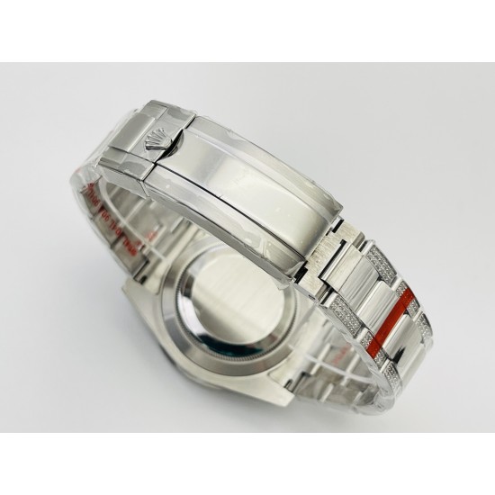 【VRS Factory2022墙裂推荐 市场最高版本】奢华大作,劳力士Rolex SUB潜航者后镶钻定制版!是奢华闪耀与永不退色的融合,更是经典潮流的不二之选!1⃣️【表壳】直径40MM。每一颗钻石/彩宝均来自奥地利(施华洛世奇原产地)经过严格的筛选,确保颜色,大小,火彩统一,专业珠宝镶嵌师精心镶嵌。2⃣️【表带】跟官网同步,904L蚝式钢完美还原坚固耐用的优良血统,效果可媲美原装。3⃣️【机芯】采用复刻界的机芯之王——搭配3135自动上旋机芯。VRS Factory匠心力作 敬请各路表友品鉴! 【VRS Factory2022墙裂推荐 市场最高版本】奢华大作,劳力士Rolex SUB潜航者后镶钻定制版!是奢华闪耀与永不退色的融合,更是经典潮流的不二之选!1⃣️【表壳】直径40MM。每一颗钻石/彩宝均来自奥地利(施华洛世奇原产地)经过严格的筛选,确保颜色,大小,火彩统一,专业珠宝镶嵌师精心镶嵌。2⃣️【表带】跟官网同步,904L蚝式钢完美还原坚固耐用的优良血统,效果可媲美原装。3⃣️【机芯】采用复刻界的机芯之王——搭配3135自动上旋机芯。VRS Factory匠心力作 敬请各路表友品鉴!