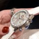 ★实拍 欧米茄-OMEGA 六针超霸系列多功能石英 女士腕表 表盘內设有横向椭圆形小表盘,6点钟位置设有垂直椭圆日历窗口。时针、分针及小秒盘的秒针均经过镀铑处理,( Omega)超霸系列以其标志性的外观设计以及精准走时的机芯品质深受消费者的喜爱。超霸系列的配色款式很多,提供给了消费者很多的选择 ★实拍 欧米茄-OMEGA 六针超霸系列多功能石英 女士腕表 表盘內设有横向椭圆形小表盘,6点钟位置设有垂直椭圆日历窗口。时针、分针及小秒盘的秒针均经过镀铑处理,( Omega)超霸系列以其标志性的外观设计以及精准走时的机芯品质深受消费者的喜爱。超霸系列的配色款式很多,提供给了消费者很多的选择