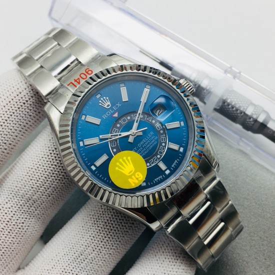 N9 Factory最新推荐 原版复刻 劳力士Rolex天行者系列SKY-DWELLER 直径42毫米x10毫米 机芯:进口全自动机械机芯改装9001 (24小时盘可单调) 圈口: 劳力士Ring Command三角坑纹⏲双向旋转外圈,镜面:德国进口蓝宝石玻璃镜面,材料:904L精钢表壳 表带: 不锈钢(蚝式钢),蚝式,原装保险折叠扣,经典男士休闲腕表,成功男士的标志!让您一劳永逸!N9诚意之作 值得你拥有! N9 Factory最新推荐 原版复刻 劳力士Rolex天行者系列SKY-DWELLER 直径42毫米x10毫米 机芯:进口全自动机械机芯改装9001 (24小时盘可单调) 圈口: 劳力士Ring Command三角坑纹⏲双向旋转外圈,镜面:德国进口蓝宝石玻璃镜面,材料:904L精钢表壳 表带: 不锈钢(蚝式钢),蚝式,原装保险折叠扣,经典男士休闲腕表,成功男士的标志!让您一劳永逸!N9诚意之作 值得你拥有!