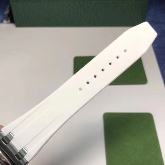 （K8新品）爱彼女款！皇家橡树！六针计时石英机芯！蓝宝石防刮玻璃！精美壳套！进口橡胶带！新款上市！爱彼女款中的最佳经典！