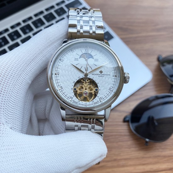 实物拍摄品牌：江诗丹顿 -Vacheron Constantin类型：[酷]男士腕表表壳：316精钢（做工优质）表带：进口真牛皮/316精钢（两种可选）机芯：高级定制全自动机械机芯（走时稳定）玻璃：高级强化镀膜镜面尺寸：直径41mm，厚度12.5mm