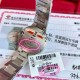 新款33钻表!又一重磅来袭!卡地亚真钻蓝气球欧洲渠道,每到年底国外很多代工都会流点这种很贵的表出来,同属石英机芯,33mm表盘,表壳镶嵌50颗vs1.5真钻!每只都有国家机构出具的证书,确保每一块都是真材实料真钻石,参数具体详尽,远非市场那些假证书可比,每一张证书的检测编号都是唯一编号,一一对应,绝无重复,机构官方网站可查阅!这个价格买钻石都值,更不要说买这个牌子的表,送礼是绝对赞到爆!要的速度了! 新款33钻表!又一重磅来袭!卡地亚真钻蓝气球欧洲渠道,每到年底国外很多代工都会流点这种很贵的表出来,同属石英机芯,33mm表盘,表壳镶嵌50颗vs1.5真钻!每只都有国家机构出具的证书,确保每一块都是真材实料真钻石,参数具体详尽,远非市场那些假证书可比,每一张证书的检测编号都是唯一编号,一一对应,绝无重复,机构官方网站可查阅!这个价格买钻石都值,更不要说买这个牌子的表,送礼是绝对赞到爆!要的速度了!