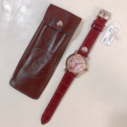 实拍（YF）新品市场唯一原版：DFS与萧邦合作30周年特别款。与旧款有所不同镜面换了三颗红宝石最特别的是侧面调时把采用了粉色宝石—璀璨宝石灵动飞舞 释放腕间风华 铭记情人间 每一刻的美好悸动。