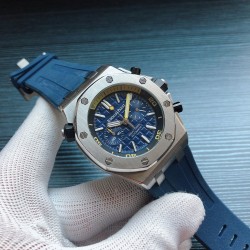 男款⌚️品牌：爱彼-AP皇家橡树  五针多功能男士石英腕表，高级蓝宝石镜面，全自动进口多功能计时跑秒石英机芯，走时稳定0时差 配备顶级316L精钢钢壳，原装天然橡胶表带，搭配原装扣 尺寸43mm，三杰精心推荐男士多功能计时跑秒石英腕表 SJ为你精心打造超真实实物图拍摄 让你超真实实物图体验