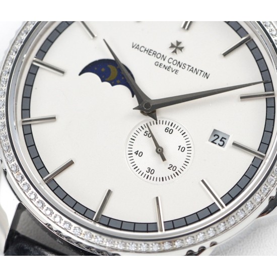 【 VACHERON CONSTANTIN 】江诗丹顿 贵族的艺术品!搭配进口机芯(0返修)台湾厂进口316精钢塑造!字面采用3D油压鱼鳞纹技术,立体感十足,搭配意大利进口小牛皮!耗时6个月打造壳身 堪称完美无缺,尺寸41mm。耐磨防刮蓝宝石双卜玻璃!超强防水50米!江诗丹顿历经风雨一直以来都是销量冠军,独特而奢华的设计风格广受好评,是成功魅力人士的首选,怒荐! 【 VACHERON CONSTANTIN 】江诗丹顿 贵族的艺术品!搭配进口机芯(0返修)台湾厂进口316精钢塑造!字面采用3D油压鱼鳞纹技术,立体感十足,搭配意大利进口小牛皮!耗时6个月打造壳身 堪称完美无缺,尺寸41mm。耐磨防刮蓝宝石双卜玻璃!超强防水50米!江诗丹顿历经风雨一直以来都是销量冠军,独特而奢华的设计风格广受好评,是成功魅力人士的首选,怒荐!