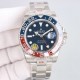 ROLEX 劳力士 GMT格林尼治 采用专柜机芯3285一体机芯蓝游丝和原版同样通过调试时针快跳调整日历的功能瞬跳，和原版一样的GMT双时区表针在底部时针上面的第二层，由下到上的顺序为：时针-双时区针-分钟-秒钟。[666][666]本次可乐/国米圈可以说是95%以上的相似度/在各个角度均有这个95%水准。后续有详细颜色对比。本次圈口为独立开发，区别于市面上的任何版本。[强]表盘/指针/玻璃/表壳就不再一一赘述，原装一比一开模制作，保持大厂工艺水准。
