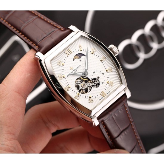 实物拍摄品牌：江诗丹顿 -Vacheron Constantin 酒桶型类型：[酷]男士腕表表壳：316精钢（做工优质）表带：进口小牛皮/316精钢（两种可选）机芯：高级定制全自动机械机芯（走时稳定）玻璃：高级强化镀膜镜面尺寸：直径41.5*43mm，厚度13mm
