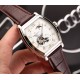实物拍摄品牌：江诗丹顿 -Vacheron Constantin 酒桶型类型：[酷]男士腕表表壳：316精钢（做工优质）表带：进口小牛皮/316精钢（两种可选）机芯：高级定制全自动机械机芯（走时稳定）玻璃：高级强化镀膜镜面尺寸：直径41.5*43mm，厚度13mm