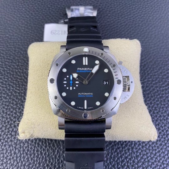 沛纳海PAM 1229,44mm尺寸,表盘升级了日期窗口,大幅提升了易读性,黑色天然橡胶表带。沛纳海独特DNA 让人越来越觉得好看的款式,用心做好每个细节! 沛纳海PAM 1229,44mm尺寸,表盘升级了日期窗口,大幅提升了易读性,黑色天然橡胶表带。沛纳海独特DNA 让人越来越觉得好看的款式,用心做好每个细节!