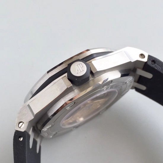 到货,JF出品 AP爱彼 15710系列 皇家橡树离岸型系列机械男表V8版本,背透3120机芯是革命性的升级,双面蓝宝石镜面,橡胶包覆层螺丝锁入式表冠,防磁装置,42mm*13.8mm。性价比最高的爱彼神器!完美。 到货,JF出品 AP爱彼 15710系列 皇家橡树离岸型系列机械男表V8版本,背透3120机芯是革命性的升级,双面蓝宝石镜面,橡胶包覆层螺丝锁入式表冠,防磁装置,42mm*13.8mm。性价比最高的爱彼神器!完美。