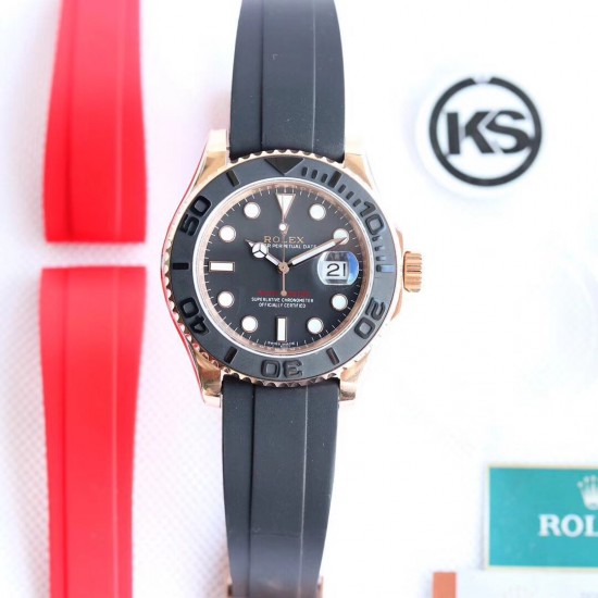 顶级做工KS出品：升级版劳力士金游艇Rolex yacht Master 116695SATS “糖豆”震撼来袭[色] 再度升级，糖豆彩钻版，集合上一代版本的优良做工，业内最顶尖的宝石工艺，同时全面升级基础不锈钢材质，使用真正的日本含镍不锈钢材料作为基础材料，模仿正品的永恒玫瑰金金钢技术，镀层更加持久耐用，耐腐蚀。装载2836、3135机芯，尺寸40mm。蓝光放大镜，超强夜光！现下单额外赠送胶带一副！