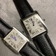 实拍【精品升级版】卡地亚超薄坦克Cartier Tank Solo系列,一款百搭 性价比又高的手表 采用瑞士石英机芯,圆珠形表冠,镶嵌一颗凸圆形合成尖晶石,镀银珠光表盘,罗马数字时标,剑形蓝钢指针,蓝宝石水晶镜面,可搭配进口鳄鱼纹牛皮表带,另有多种颜色荔枝纹原版皮为你打造个性化腕间配饰,直径:小号2431mm,中号2734mm。佩戴舒适柔软服帖,上手显得高贵又典雅,很气质很女人独家货源。「认准细节,欢迎质量对比」 实拍【精品升级版】卡地亚超薄坦克Cartier Tank Solo系列,一款百搭 性价比又高的手表 采用瑞士石英机芯,圆珠形表冠,镶嵌一颗凸圆形合成尖晶石,镀银珠光表盘,罗马数字时标,剑形蓝钢指针,蓝宝石水晶镜面,可搭配进口鳄鱼纹牛皮表带,另有多种颜色荔枝纹原版皮为你打造个性化腕间配饰,直径:小号2431mm,中号2734mm。佩戴舒适柔软服帖,上手显得高贵又典雅,很气质很女人独家货源。「认准细节,欢迎质量对比」