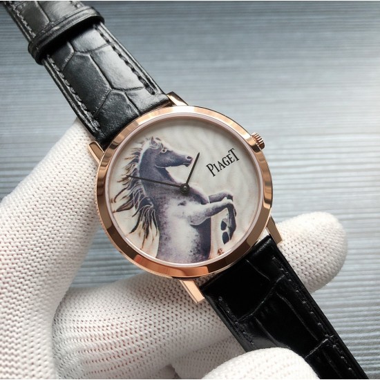 伯爵 PIAGET B0 马到成功,超薄,直径40厚度8MM,采用改装高品质手动上链机芯Cal.1400:原装一致夹板刻字,机芯稳定!蓝宝石水晶镜面,原装比例细节!特别注重手表的大小,弧度,抛光,刻字! 外壳均采用真空电镀,特别是白金款式光亮不掉色,纯正316进口钢材使整表更有坠感,欢迎比对!双面进口意大利小牛皮和原装扣! 三十米防水! 伯爵 PIAGET B0 马到成功,超薄,直径40厚度8MM,采用改装高品质手动上链机芯Cal.1400:原装一致夹板刻字,机芯稳定!蓝宝石水晶镜面,原装比例细节!特别注重手表的大小,弧度,抛光,刻字! 外壳均采用真空电镀,特别是白金款式光亮不掉色,纯正316进口钢材使整表更有坠感,欢迎比对!双面进口意大利小牛皮和原装扣! 三十米防水!