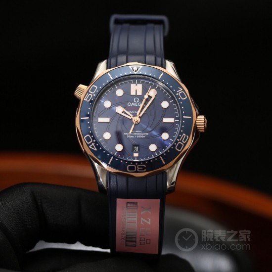 OMEGA 欧米茄 海马系列300米潜水腕表】詹姆斯邦德 表壳左侧同原装“007”专属金属片⚠️底盖玻璃专属印花⚠️尺寸42mm! OMEGA 欧米茄 海马系列300米潜水腕表】詹姆斯邦德 表壳左侧同原装“007”专属金属片⚠️底盖玻璃专属印花⚠️尺寸42mm!