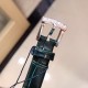 实拍 萧邦新款不断 重点推荐 重磅来袭 LHEUR DU DIAMANT珠宝镶系列，全套精钢镂空打造，光滑精致无暇，采用最新手法三爪镶石工艺，与原装正品一致，尺寸及细节完美至无可挑剔，整表美轮美奂由你任意搭配出行或各种宴会派对，该款专用进口机械机芯，整机保持原状态无改动，稳定性众所周知！表扣饱满不显臃肿，七颗钻石及整个表扣呈现的弧度与镂空的鸟巢壳身完美绝配，搭配之对应效果令你无可挑剔，表带制作精良，狠下本钱采用进口高光牛皮 一点也不逊于市场的一般鳄鱼皮。