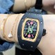 实拍 最新理查珐琅棉花糖理查德米勒 RichardMille 珐琅棉花糖 最新爆款 bon bon系列最稀有的作品!克服传统工艺打破模式!钟表最受尊敬的技术之一。不是所有人的嫁妆,棉花糖运动曲线和颜色,它们是诱人的。有了理查德米勒,实现了把棉花糖戴在你的手腕上!白色陶瓷加上黄粉绿搪瓷表盘,RM-07柔和的颜色创造了一个组合...甜蜜!糖果店的一次旅行,一个让人难以置信的艺术品。你会戴上它吗? 实拍 最新理查珐琅棉花糖理查德米勒 RichardMille 珐琅棉花糖 最新爆款 bon bon系列最稀有的作品!克服传统工艺打破模式!钟表最受尊敬的技术之一。不是所有人的嫁妆,棉花糖运动曲线和颜色,它们是诱人的。有了理查德米勒,实现了把棉花糖戴在你的手腕上!白色陶瓷加上黄粉绿搪瓷表盘,RM-07柔和的颜色创造了一个组合...甜蜜!糖果店的一次旅行,一个让人难以置信的艺术品。你会戴上它吗?
