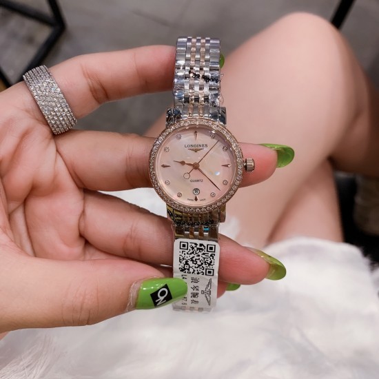 爆款浪琴女表316精钢表带 进口石英机芯（精准）耐磨蓝光玻璃。尺寸：女直径30mm厚10mm