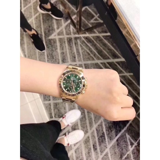 绿迪ROLEX 劳力士 宇宙计型迪通拿 表径40x13mm，316精钢表壳表链，蓝宝石镜面，夜光表盘指针，折叠扣。