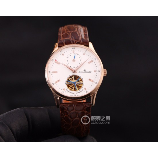【品牌】积家【机芯】全自动机械机芯【材料】矿物质超强镜面【尺寸】直径42mm厚12mm
