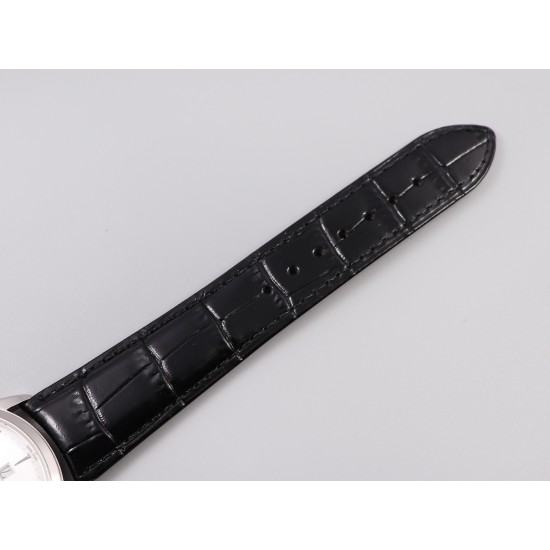 TW出品 积家超薄大师Q1288420系列腕表尺寸: 40mm x 8.0mm 316L精钢 蓝宝石镜面 牛皮表带 折叠扣 防水30米。机芯: 日本9015机芯改Cal.896机芯。TW工厂耗时长达十八个月 积家大师系列 终于出货 原版正品开模 TW不求速度力求把握好每一个细节 阴阳子母指针完全吻合原版设计(一半拉沙一半抛光) 圈口 中壳 底盖三件套同步原装版型 还原正品气质 字面金属放射纹路质感十足 蓝宝石玻璃通透叫板正品 TW出品必属精品,因为用心,所以专业(实力拍,实拍无P图) TW出品 积家超薄大师Q1288420系列腕表尺寸: 40mm x 8.0mm 316L精钢 蓝宝石镜面 牛皮表带 折叠扣 防水30米。机芯: 日本9015机芯改Cal.896机芯。TW工厂耗时长达十八个月 积家大师系列 终于出货 原版正品开模 TW不求速度力求把握好每一个细节 阴阳子母指针完全吻合原版设计(一半拉沙一半抛光) 圈口 中壳 底盖三件套同步原装版型 还原正品气质 字面金属放射纹路质感十足 蓝宝石玻璃通透叫板正品 TW出品必属精品,因为用心,所以专业(实力拍,实拍无P图)