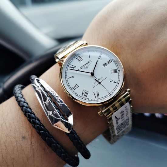 SJ出品 【品牌】:浪琴 LONGINES L28【类型】:精品男士腕表(顶级)精湛【表带】:316精钢表带(耐用)【机芯】:顶级机械机芯(稳定)【材料】:矿物质超强镜面(耐磨)精致品质 大方风范 卓越气质 睿智尊享【尺寸】:直径40mm厚9mm热卖上市!欢迎转载! 三杰精致推荐男士机械腕表 SJ为你精心拍摄超真实实物图 SJ出品 【品牌】:浪琴 LONGINES L28【类型】:精品男士腕表(顶级)精湛【表带】:316精钢表带(耐用)【机芯】:顶级机械机芯(稳定)【材料】:矿物质超强镜面(耐磨)精致品质 大方风范 卓越气质 睿智尊享【尺寸】:直径40mm厚9mm热卖上市!欢迎转载! 三杰精致推荐男士机械腕表 SJ为你精心拍摄超真实实物图
