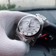 SJ出品 品牌:欧米茄 OMEGA R2 新系列 简约而典雅的316L精钢壳套 镶入钨钢材质 台湾工厂最高工艺塑造 搭载最新原装日本进口机械机芯(零返修)9字位二十四小时显示,4字位跑秒盘,蓝宝石防刮镜面,原装蝴蝶按扣 塑造顶级完美腕表。绅士所拥有的标准尺寸:40mm*11mm。高贵雅致及精美细腻的工艺!对完美的不懈追求。三杰精致推荐男士机械腕表 SJ为你精心打造超真实实物图拍摄 SJ出品 品牌:欧米茄 OMEGA R2 新系列 简约而典雅的316L精钢壳套 镶入钨钢材质 台湾工厂最高工艺塑造 搭载最新原装日本进口机械机芯(零返修)9字位二十四小时显示,4字位跑秒盘,蓝宝石防刮镜面,原装蝴蝶按扣 塑造顶级完美腕表。绅士所拥有的标准尺寸:40mm*11mm。高贵雅致及精美细腻的工艺!对完美的不懈追求。三杰精致推荐男士机械腕表 SJ为你精心打造超真实实物图拍摄
