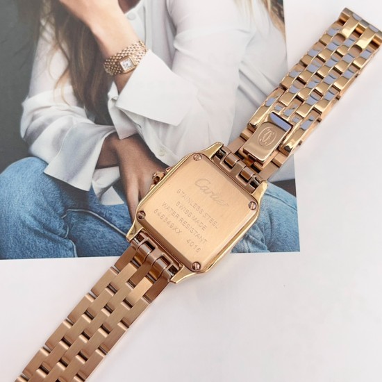 Panthre de Cartier / double chain Width 22mm.Length 30mm. Chain length 44cm卡地亚猎豹系列腕表/双圈表链宽度22mm 长度30mm 链条长度44cm瑞士进口石英机芯,316L精钢表壳表链。蓝晶石表冠,蓝宝石镜面,淬火钢蓝指针,双圈环绕链条,便捷珠宝扣。 Panthre de Cartier / double chain Width 22mm.Length 30mm. Chain length 44cm卡地亚猎豹系列腕表/双圈表链宽度22mm 长度30mm 链条长度44cm瑞士进口石英机芯,316L精钢表壳表链。蓝晶石表冠,蓝宝石镜面,淬火钢蓝指针,双圈环绕链条,便捷珠宝扣。