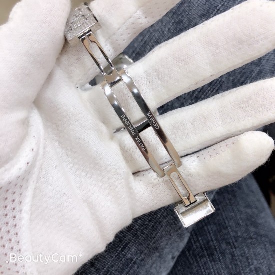 百达翡丽鹦鹉螺系列,女款外径33mm,瑞士原装进口石英585-3机芯,采用原装进口316不锈钢材质,永不磨损蓝宝石镜面,手工镶嵌施华洛世奇水钻,30米深度防水, 百达翡丽鹦鹉螺系列,女款外径33mm,瑞士原装进口石英585-3机芯,采用原装进口316不锈钢材质,永不磨损蓝宝石镜面,手工镶嵌施华洛世奇水钻,30米深度防水,