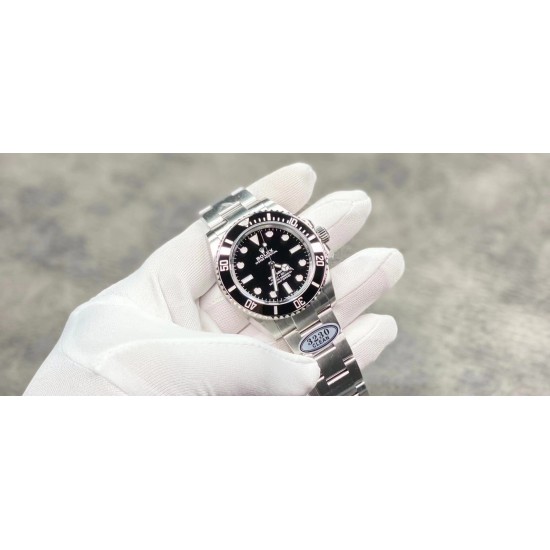 现货,可以秒发!劳力士124060 c厂出品,submariner 无历黑水鬼41mm直径,搭载一比一超级3230 动力72小时 无卡度机芯装饰 机芯及其稳定!904L精钢 /搭配ar厂钢带 !表盘使用市场独家锅盖字面 无面脚设计 ps:有面脚的成本低很多 !唯一做到指针夜光/字钉夜光 做到同色 因为都是第三方工厂加工+自购瑞士 c1+c3夜光粉 !字钉ip白金电镀颜色无限接近原装 clean陶瓷类配件 无需赘述! clean厂出品,出货实拍 现货,可以秒发!劳力士124060 c厂出品,submariner 无历黑水鬼41mm直径,搭载一比一超级3230 动力72小时 无卡度机芯装饰 机芯及其稳定!904L精钢 /搭配ar厂钢带 !表盘使用市场独家锅盖字面 无面脚设计 ps:有面脚的成本低很多 !唯一做到指针夜光/字钉夜光 做到同色 因为都是第三方工厂加工+自购瑞士 c1+c3夜光粉 !字钉ip白金电镀颜色无限接近原装 clean陶瓷类配件 无需赘述! clean厂出品,出货实拍