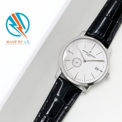 LS精品    新款江诗丹顿上市，外壳采用316L精钢打磨而成，耐磨防刮，字面刻度采用真正的圆珠丁，都是人工镶嵌而成，并非普通的刻度，立体感更强。皮带是舒适柔软的牛皮制作而成。玻璃是蓝宝石玻璃，防刮，通透性也是杠杠的。机芯采用的是进口5000机芯，摆幅28800，并且加入珍珠陀，更加漂亮简约。