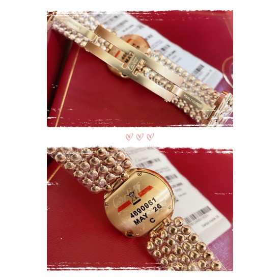 新款卡地亚BALLON BLANC DE CARTIER 女士腕表瑞士石英蓝宝石水晶玻璃表盘材质镀银阳光射线纹饰磨砂表盘 剑形镀金指针 表壳材质镶嵌明亮式切割圆钻 4时位置镶嵌明亮式切割圆钻 表径30毫米厚度8.40毫米 新款卡地亚BALLON BLANC DE CARTIER 女士腕表瑞士石英蓝宝石水晶玻璃表盘材质镀银阳光射线纹饰磨砂表盘 剑形镀金指针 表壳材质镶嵌明亮式切割圆钻 4时位置镶嵌明亮式切割圆钻 表径30毫米厚度8.40毫米
