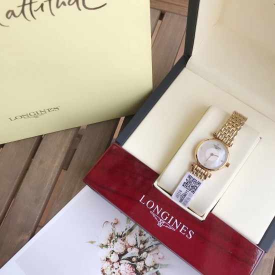 浪琴 Longines 超薄系列,小清新 简约大方,品质精湛,采用原装石英机芯,顶级316精钢表壳,散珠带精钢实钢材料、玫瑰金,间玫瑰金,黄金,间黄金4色可选。28mm 浪琴 Longines 超薄系列,小清新 简约大方,品质精湛,采用原装石英机芯,顶级316精钢表壳,散珠带精钢实钢材料、玫瑰金,间玫瑰金,黄金,间黄金4色可选。28mm