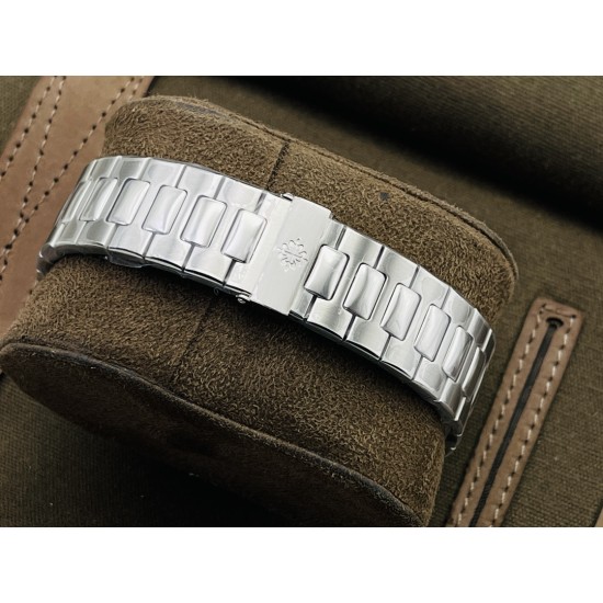 【PFF Factory新势力 新力作】V4最高升级版本 最高复刻 百达.翡丽PATEK PHILIPPE 优雅运动系列5711/1A鹦鹉螺!PFF震撼出品!钢表之王!1⃣️【机芯】全网最佳解毒方案,搭配百达.翡丽9015机改Cal.324自动上链一体机芯!精准稳定!2⃣️【表带】定制级人体工程学表带,钢带中珠是钻石型的,与正品相结合。3⃣️【直径】表壳尺寸40毫米,厚度仅9.0毫米,也与原装最接近。【PFF Factory】匠心之作 欢迎您的品鉴! 【PFF Factory新势力 新力作】V4最高升级版本 最高复刻 百达.翡丽PATEK PHILIPPE 优雅运动系列5711/1A鹦鹉螺!PFF震撼出品!钢表之王!1⃣️【机芯】全网最佳解毒方案,搭配百达.翡丽9015机改Cal.324自动上链一体机芯!精准稳定!2⃣️【表带】定制级人体工程学表带,钢带中珠是钻石型的,与正品相结合。3⃣️【直径】表壳尺寸40毫米,厚度仅9.0毫米,也与原装最接近。【PFF Factory】匠心之作 欢迎您的品鉴!