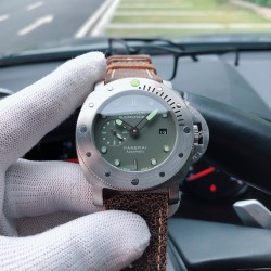 SJ出品 沛纳海 最高版本佛罗伦萨限量版PAM00382震撼登场  引领潮流，精工细琢，雕花工艺全新升级，整表采用316精钢雕刻，纹路圆润清晰，极具历史感与复古色彩！机芯调测及打磨无人能及，全自动机械机芯 更是给人以惊艳之感，由复刻市场最权威大师操刀并严格把控务求完美！表面百合花栩栩如生，如点睛之笔，美轮美奂！不得不说，这款佛罗伦萨672必将再次掀起沛纳海火爆狂潮敖！如果说604毒到你了，那么382必让你成魔！[玫瑰][玫瑰][玫瑰]   非传奇不塑！SJ为你精心打造超真实实物图拍摄 让你超真实实物图体验