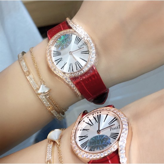 实拍 中国红 伯爵 全新Piaget Lime light系列腕表,以其独特的造型,引领着时尚界的风潮,更是邀请到国际巨星巩俐倾情代言,必将成为伯爵品牌全新的识别69式印,瑞士石英32mm 白金电镀 认准独家实拍细节品质! 实拍 中国红 伯爵 全新Piaget Lime light系列腕表,以其独特的造型,引领着时尚界的风潮,更是邀请到国际巨星巩俐倾情代言,必将成为伯爵品牌全新的识别69式印,瑞士石英32mm 白金电镀 认准独家实拍细节品质!