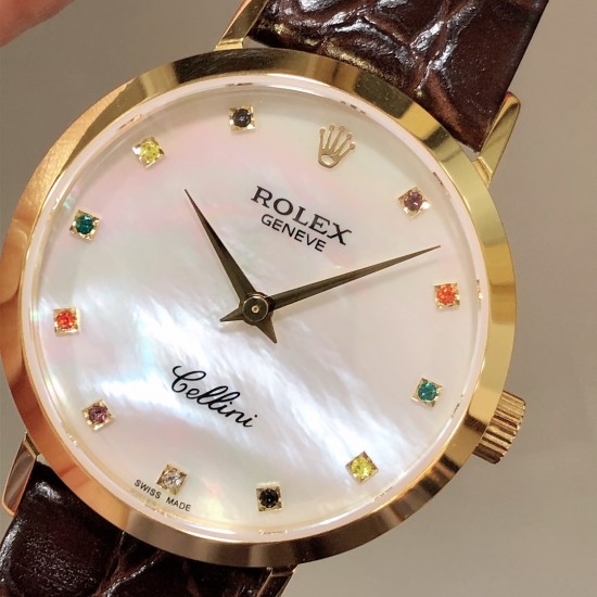 实拍 劳力士2020新品女性腕表 高级腕表ROLEX,一见倾心。劳力士切利尼女款奢华版惊艳上市,表面镶嵌12颗施洛华世奇彩钻,蕴意生命多姿多彩。表盘32尺寸,适配所有女神的手腕。手表搭载进口9015机芯,厚度仅为8毫米,足够薄,让您佩戴更舒适! 实拍 劳力士2020新品女性腕表 高级腕表ROLEX,一见倾心。劳力士切利尼女款奢华版惊艳上市,表面镶嵌12颗施洛华世奇彩钻,蕴意生命多姿多彩。表盘32尺寸,适配所有女神的手腕。手表搭载进口9015机芯,厚度仅为8毫米,足够薄,让您佩戴更舒适!