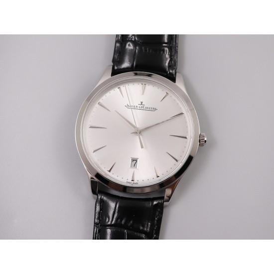 TW出品 积家超薄大师Q1288420系列腕表尺寸: 40mm x 8.0mm 316L精钢 蓝宝石镜面 牛皮表带 折叠扣 防水30米。机芯: 日本9015机芯改Cal.896机芯。TW工厂耗时长达十八个月 积家大师系列 终于出货 原版正品开模 TW不求速度力求把握好每一个细节 阴阳子母指针完全吻合原版设计(一半拉沙一半抛光) 圈口 中壳 底盖三件套同步原装版型 还原正品气质 字面金属放射纹路质感十足 蓝宝石玻璃通透叫板正品 TW出品必属精品,因为用心,所以专业(实力拍,实拍无P图) TW出品 积家超薄大师Q1288420系列腕表尺寸: 40mm x 8.0mm 316L精钢 蓝宝石镜面 牛皮表带 折叠扣 防水30米。机芯: 日本9015机芯改Cal.896机芯。TW工厂耗时长达十八个月 积家大师系列 终于出货 原版正品开模 TW不求速度力求把握好每一个细节 阴阳子母指针完全吻合原版设计(一半拉沙一半抛光) 圈口 中壳 底盖三件套同步原装版型 还原正品气质 字面金属放射纹路质感十足 蓝宝石玻璃通透叫板正品 TW出品必属精品,因为用心,所以专业(实力拍,实拍无P图)