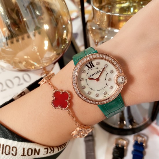 向每一天告白,卡地亚Ballon Blanc de Cartier系列!尺寸30mm!专柜正品同步版本 2019新款最美告白气球,进口机芯,鱼眼水晶玻璃表盘, 4时位置镶嵌明亮式切割菱形圆钻,316L精钢表壳,低调表带上手无敌舒适美,小红书推荐率超高。实物拍摄品质如一! 向每一天告白,卡地亚Ballon Blanc de Cartier系列!尺寸30mm!专柜正品同步版本 2019新款最美告白气球,进口机芯,鱼眼水晶玻璃表盘, 4时位置镶嵌明亮式切割菱形圆钻,316L精钢表壳,低调表带上手无敌舒适美,小红书推荐率超高。实物拍摄品质如一!