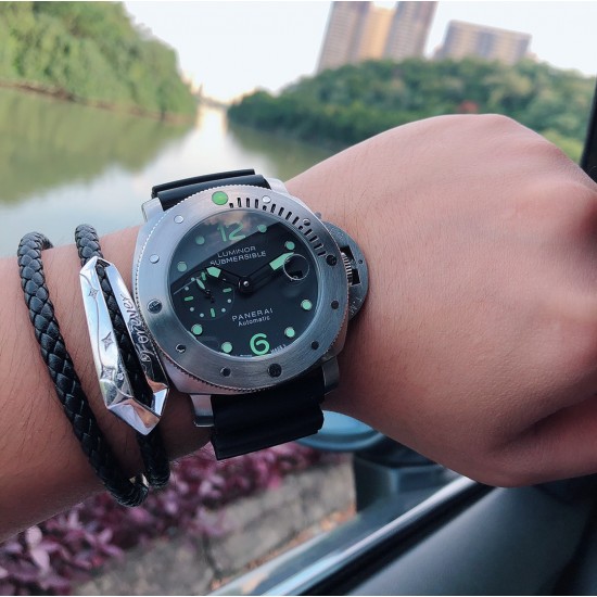 品牌:沛纳海- Panerai SUBMERSIBLE 潜行者 PAM 001024 类型:男士顶级机械腕表机芯:全自动机械机芯材质:316L精钢表壳(大尺寸够霸气)材料:进口矿物质镜面 进口小牛皮表带 霸气十足 魅力四射尺寸:直径48mm 厚15mm 新款上市,超强夜光,欢迎转载!三杰精致推荐男士机械休闲商务腕表 SJ为你精心打造超真实实物图拍摄 让你超真实实物图体验 品牌:沛纳海- Panerai SUBMERSIBLE 潜行者 PAM 001024 类型:男士顶级机械腕表机芯:全自动机械机芯材质:316L精钢表壳(大尺寸够霸气)材料:进口矿物质镜面 进口小牛皮表带 霸气十足 魅力四射尺寸:直径48mm 厚15mm 新款上市,超强夜光,欢迎转载!三杰精致推荐男士机械休闲商务腕表 SJ为你精心打造超真实实物图拍摄 让你超真实实物图体验