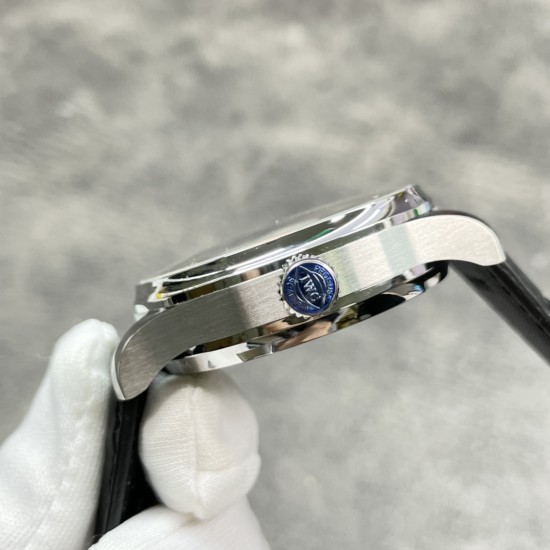 颜值第一!客户定制的加长美洲鳄鱼皮!IWC 葡7 V5版 最新机芯、万国IWC-葡萄牙系列 七日链 葡七 自动机械机芯 独立小秒针 真动能指示 蓝宝石玻璃 42mm!zf厂出品,出货实拍 颜值第一!客户定制的加长美洲鳄鱼皮!IWC 葡7 V5版 最新机芯、万国IWC-葡萄牙系列 七日链 葡七 自动机械机芯 独立小秒针 真动能指示 蓝宝石玻璃 42mm!zf厂出品,出货实拍