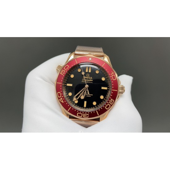 新品007 ！OMEGA 欧米茄 海马300 青铜金与勃根地红 尺寸42mm 搭配8806机芯，顶级品质 出货实拍✈️