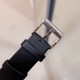 实拍 独家发售伯爵方钻 PlAGET-伯爵 Limelight酒桶形系列!尺寸27 x 38毫米。镶饰方形美钻。黑色陶瓷表冠。表扣镶饰13颗圆形美钻。蓝宝石水晶玻璃。这款Limelight酒桶形腕表犹如一套女装晚礼服,其白金表壳的每一面都镶饰着两行排列整齐的圆形美钻,将奢华优雅演绎得淋漓尽致。黑色的陶瓷表冠与黑色丝缎表带彼此呼应,形成了绝妙的搭配。银色的表盘泛着彩虹的光晕,而精巧纤细的黑色罗马数字时标则记录着光阴的流转,一览无遗。请认准独家细节品质。 实拍 独家发售伯爵方钻 PlAGET-伯爵 Limelight酒桶形系列!尺寸27 x 38毫米。镶饰方形美钻。黑色陶瓷表冠。表扣镶饰13颗圆形美钻。蓝宝石水晶玻璃。这款Limelight酒桶形腕表犹如一套女装晚礼服,其白金表壳的每一面都镶饰着两行排列整齐的圆形美钻,将奢华优雅演绎得淋漓尽致。黑色的陶瓷表冠与黑色丝缎表带彼此呼应,形成了绝妙的搭配。银色的表盘泛着彩虹的光晕,而精巧纤细的黑色罗马数字时标则记录着光阴的流转,一览无遗。请认准独家细节品质。